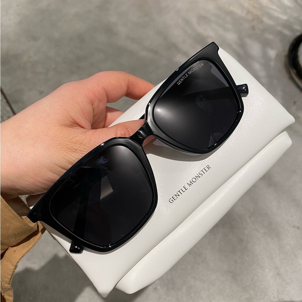 Gentle Monster Black Sunglasses